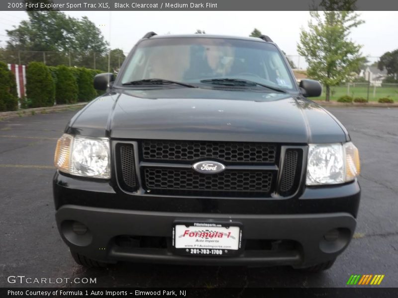 Black Clearcoat / Medium Dark Flint 2005 Ford Explorer Sport Trac XLS