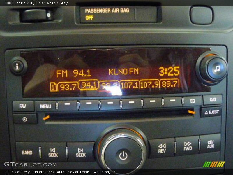 Polar White / Gray 2006 Saturn VUE