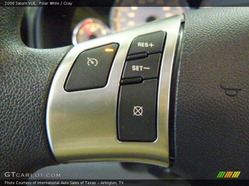 Polar White / Gray 2006 Saturn VUE