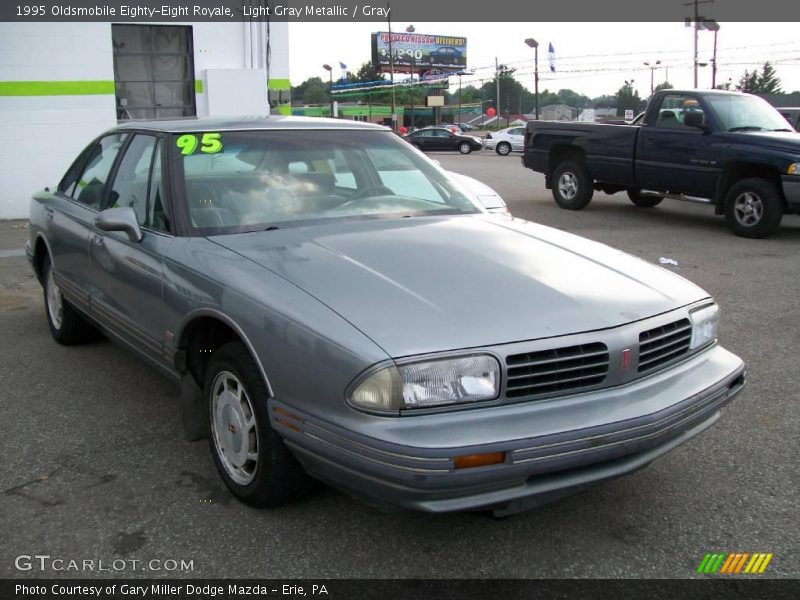 Light Gray Metallic / Gray 1995 Oldsmobile Eighty-Eight Royale