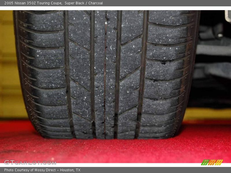Super Black / Charcoal 2005 Nissan 350Z Touring Coupe