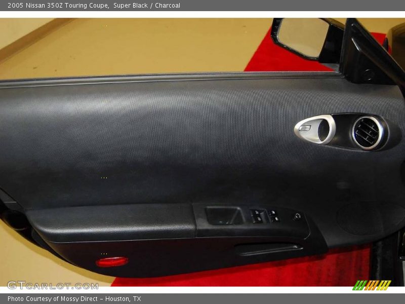 Super Black / Charcoal 2005 Nissan 350Z Touring Coupe