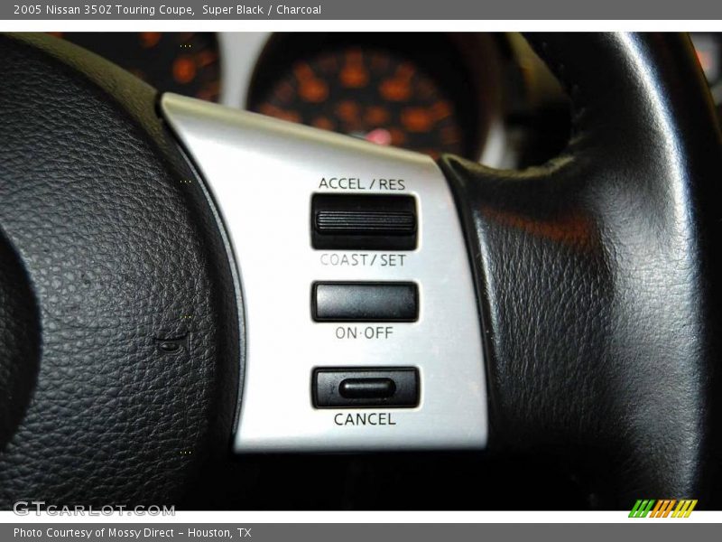 Super Black / Charcoal 2005 Nissan 350Z Touring Coupe