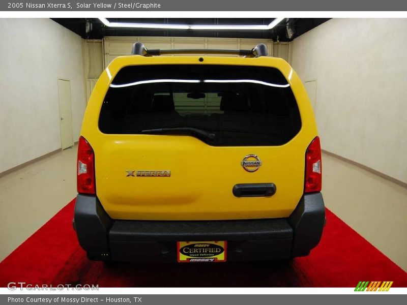 Solar Yellow / Steel/Graphite 2005 Nissan Xterra S