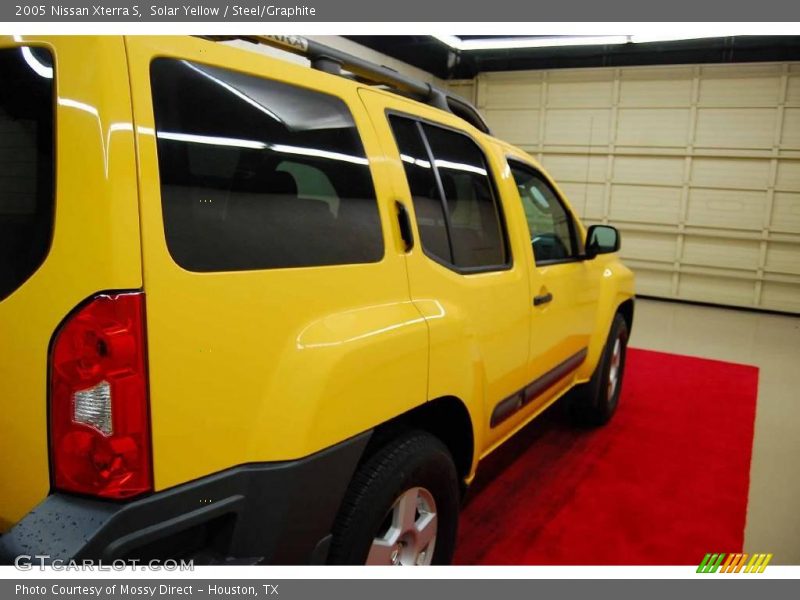 Solar Yellow / Steel/Graphite 2005 Nissan Xterra S