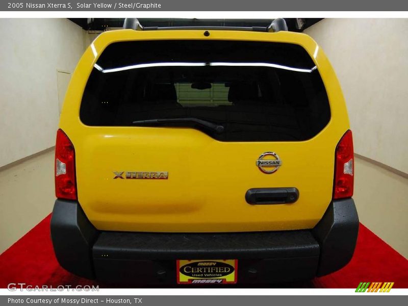 Solar Yellow / Steel/Graphite 2005 Nissan Xterra S