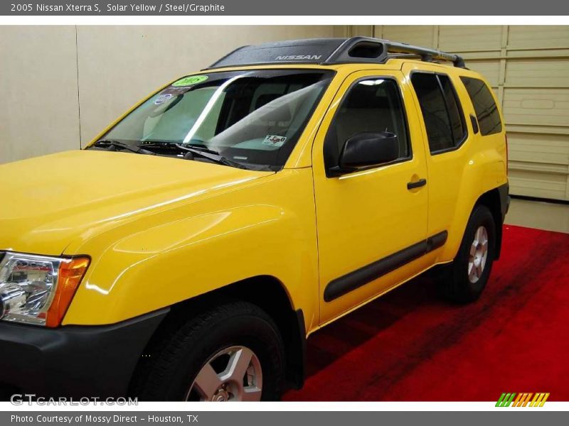 Solar Yellow / Steel/Graphite 2005 Nissan Xterra S