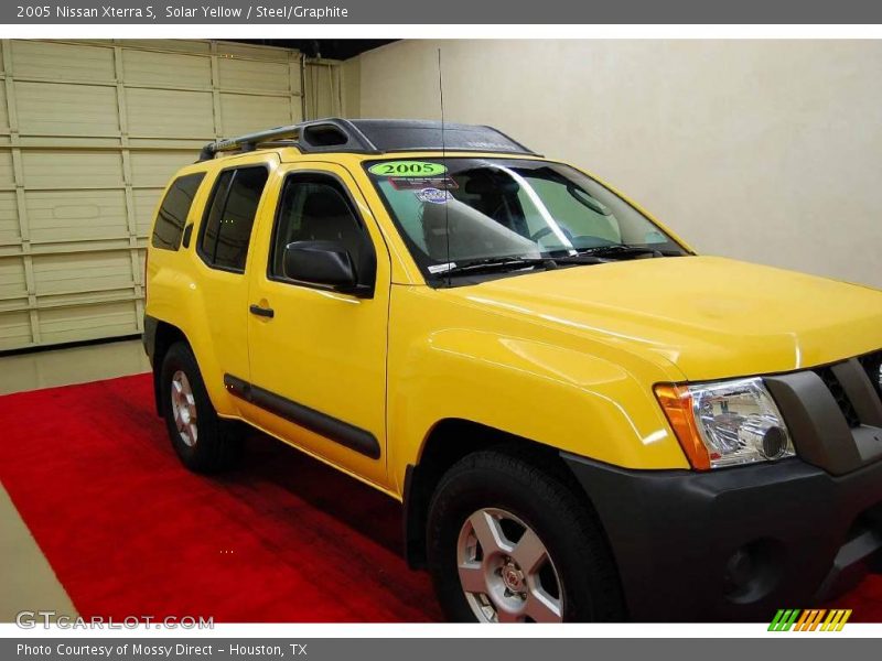 Solar Yellow / Steel/Graphite 2005 Nissan Xterra S