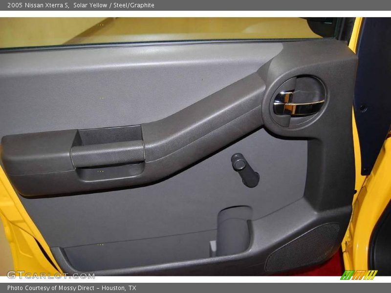 Solar Yellow / Steel/Graphite 2005 Nissan Xterra S