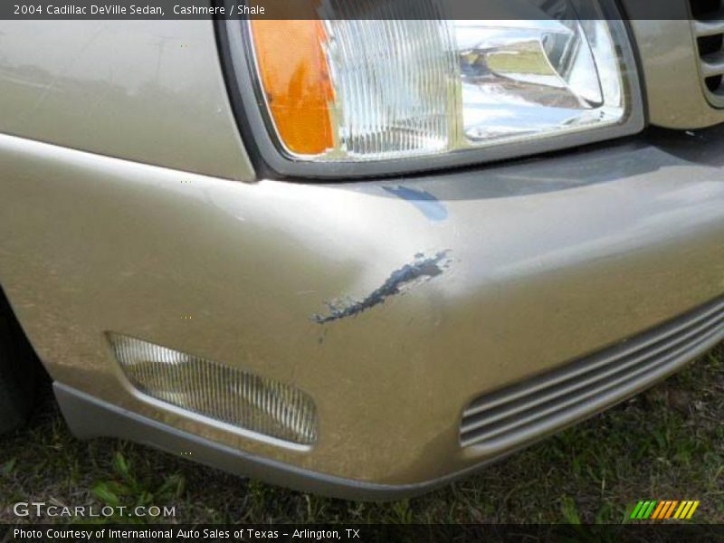 Cashmere / Shale 2004 Cadillac DeVille Sedan