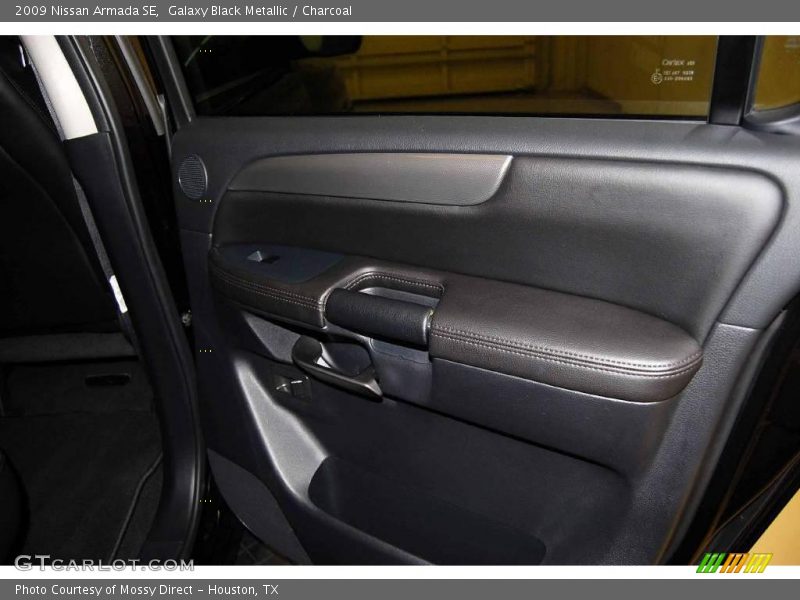 Galaxy Black Metallic / Charcoal 2009 Nissan Armada SE