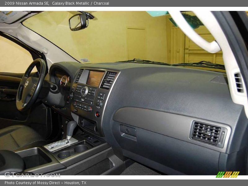 Galaxy Black Metallic / Charcoal 2009 Nissan Armada SE