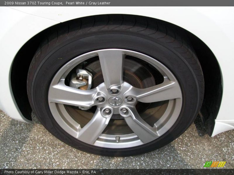 Pearl White / Gray Leather 2009 Nissan 370Z Touring Coupe