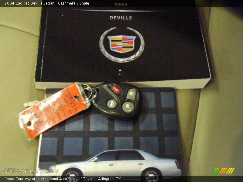 Cashmere / Shale 2004 Cadillac DeVille Sedan