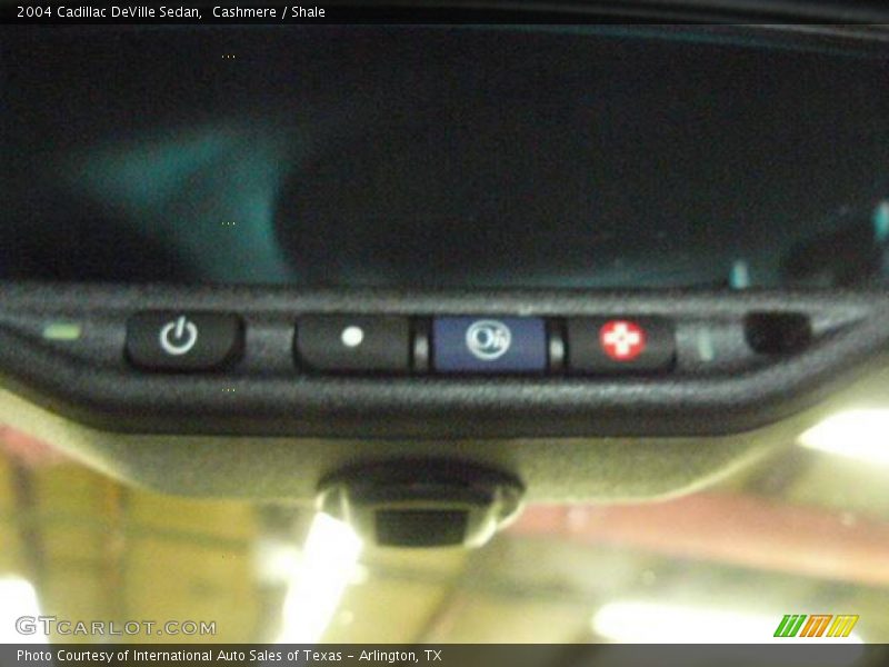 Cashmere / Shale 2004 Cadillac DeVille Sedan