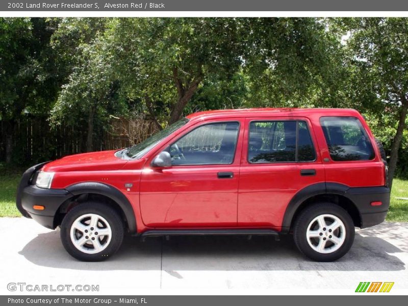 Alveston Red / Black 2002 Land Rover Freelander S