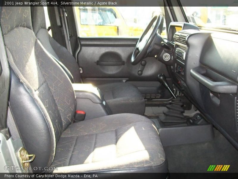 Silverstone Metallic / Agate Black 2001 Jeep Wrangler Sport 4x4