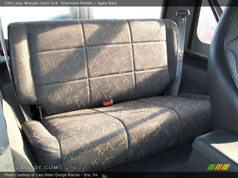 Silverstone Metallic / Agate Black 2001 Jeep Wrangler Sport 4x4