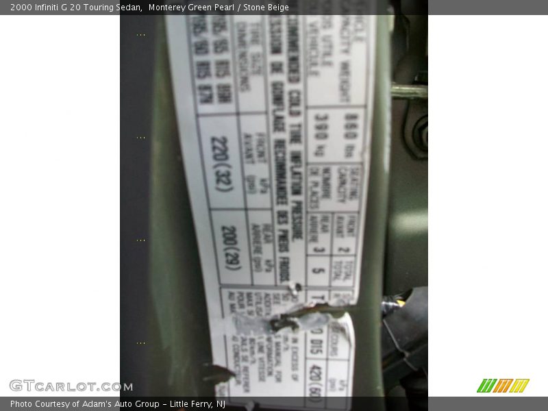 Monterey Green Pearl / Stone Beige 2000 Infiniti G 20 Touring Sedan