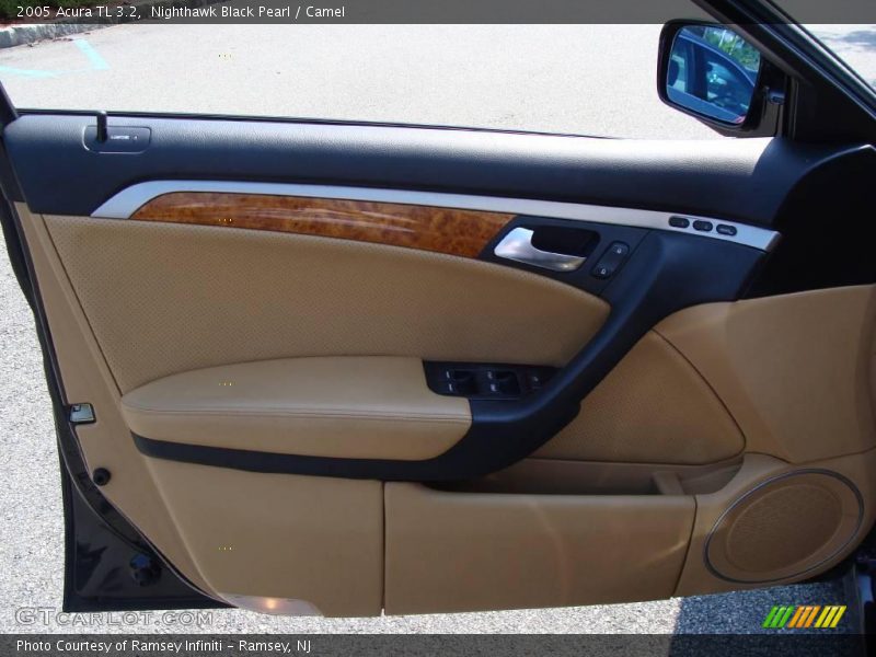 Nighthawk Black Pearl / Camel 2005 Acura TL 3.2