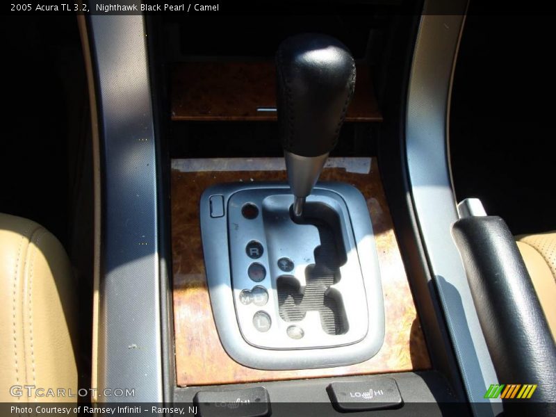 Nighthawk Black Pearl / Camel 2005 Acura TL 3.2