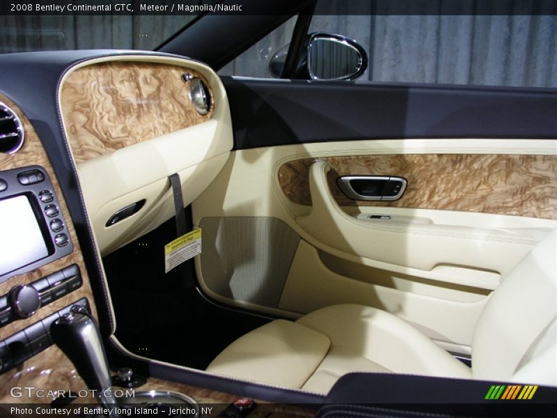 Meteor / Magnolia/Nautic 2008 Bentley Continental GTC