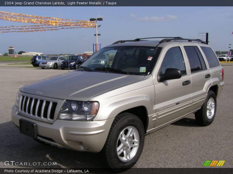 Light Pewter Metallic / Taupe 2004 Jeep Grand Cherokee Laredo