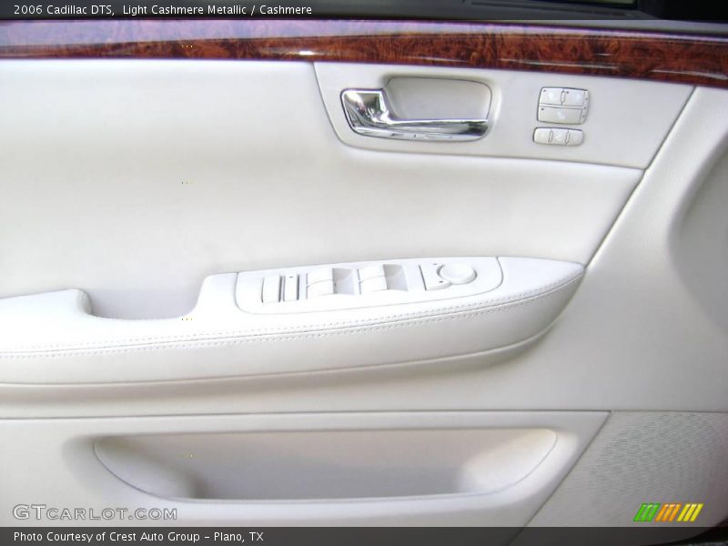 Light Cashmere Metallic / Cashmere 2006 Cadillac DTS