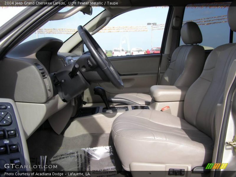 Light Pewter Metallic / Taupe 2004 Jeep Grand Cherokee Laredo