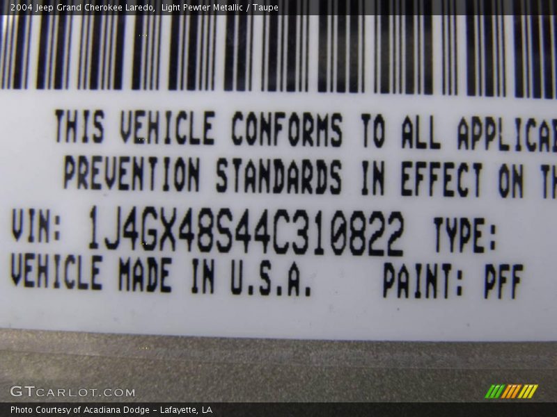 Light Pewter Metallic / Taupe 2004 Jeep Grand Cherokee Laredo