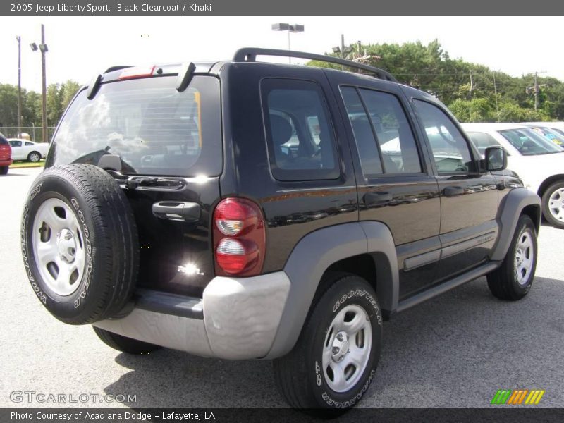 Black Clearcoat / Khaki 2005 Jeep Liberty Sport