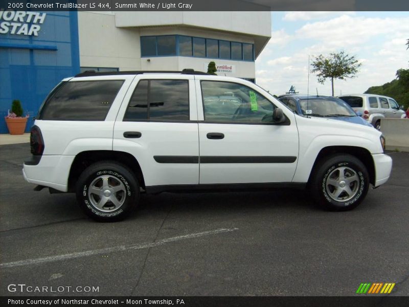 Summit White / Light Gray 2005 Chevrolet TrailBlazer LS 4x4