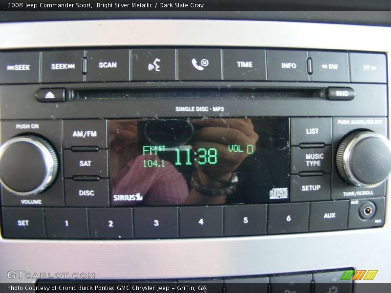 Bright Silver Metallic / Dark Slate Gray 2008 Jeep Commander Sport