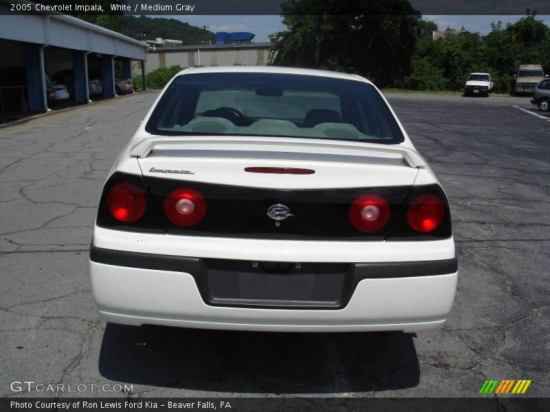 White / Medium Gray 2005 Chevrolet Impala