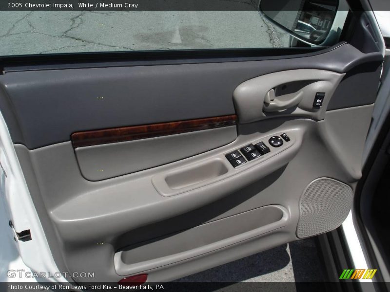 White / Medium Gray 2005 Chevrolet Impala