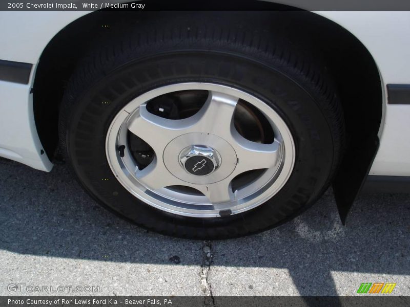White / Medium Gray 2005 Chevrolet Impala