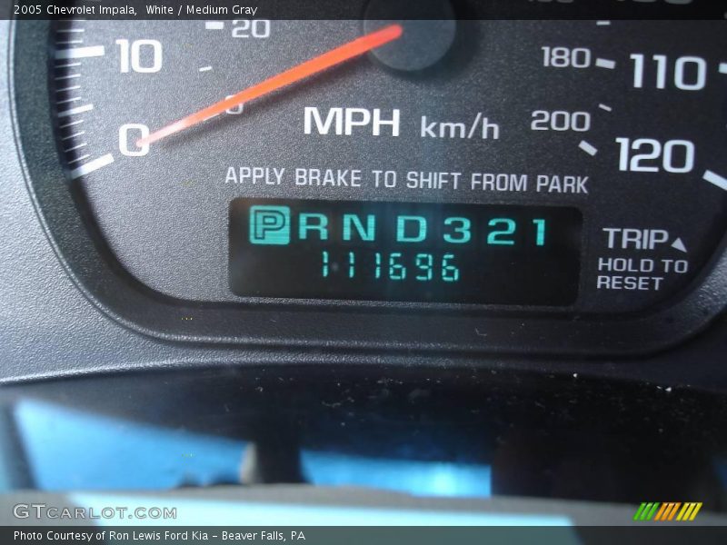 White / Medium Gray 2005 Chevrolet Impala
