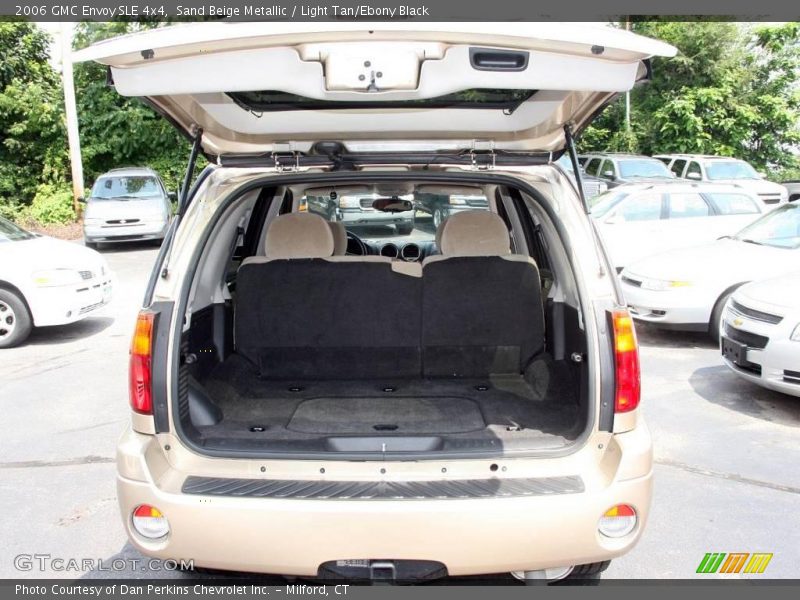 Sand Beige Metallic / Light Tan/Ebony Black 2006 GMC Envoy SLE 4x4