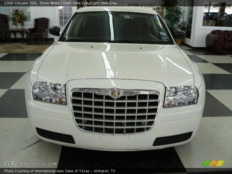 Stone White / Dark Slate Gray/Light Slate Gray 2006 Chrysler 300