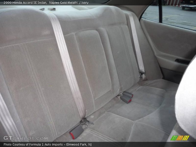 Naples Gold Metallic / Ivory 2000 Honda Accord SE Sedan