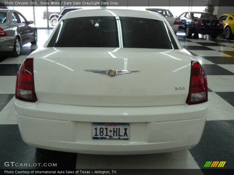Stone White / Dark Slate Gray/Light Slate Gray 2006 Chrysler 300