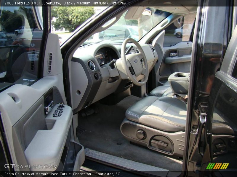 Black / Medium Flint/Dark Flint Grey 2005 Ford F150 XLT SuperCrew