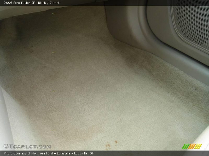 Black / Camel 2006 Ford Fusion SE