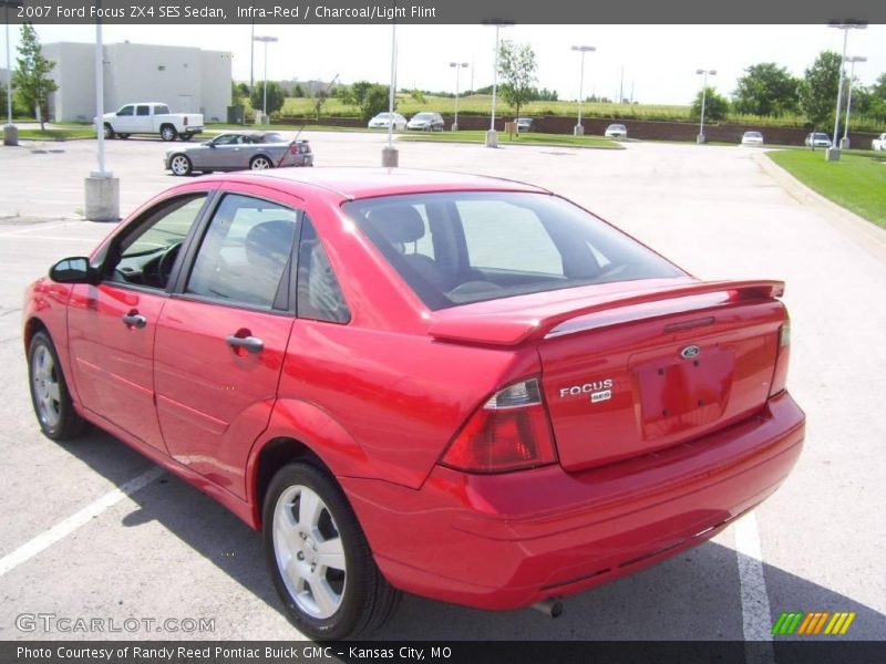 Infra-Red / Charcoal/Light Flint 2007 Ford Focus ZX4 SES Sedan