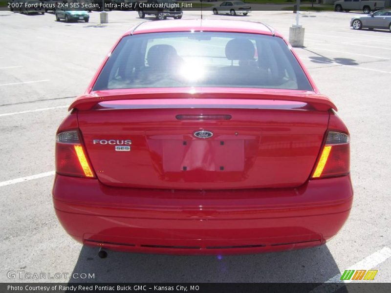 Infra-Red / Charcoal/Light Flint 2007 Ford Focus ZX4 SES Sedan