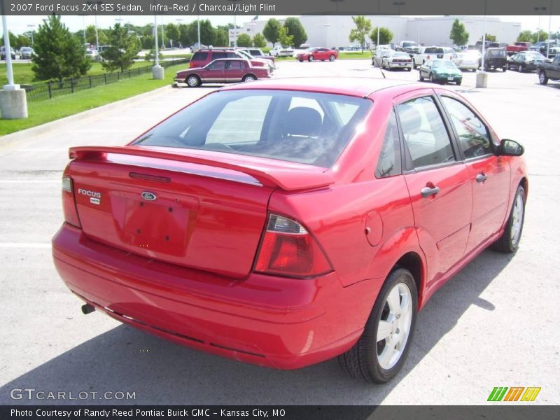 Infra-Red / Charcoal/Light Flint 2007 Ford Focus ZX4 SES Sedan