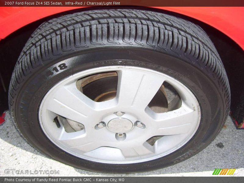 Infra-Red / Charcoal/Light Flint 2007 Ford Focus ZX4 SES Sedan