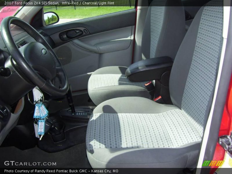 Infra-Red / Charcoal/Light Flint 2007 Ford Focus ZX4 SES Sedan