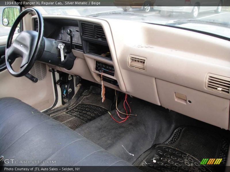 Silver Metallic / Beige 1994 Ford Ranger XL Regular Cab