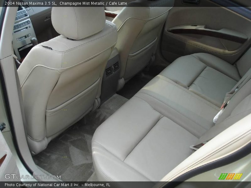 Champagne Mist Metallic / Cafe Latte 2004 Nissan Maxima 3.5 SL